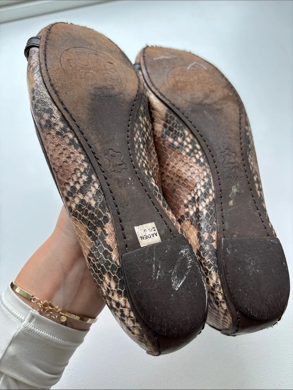 Tory Burch Snake-Print Logo Ballet Flats in Brown size 6.5 M
